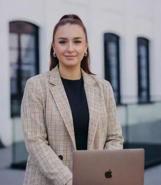 Valerie Simon, Assistenz der Geschäftsführung bei InnoSolv